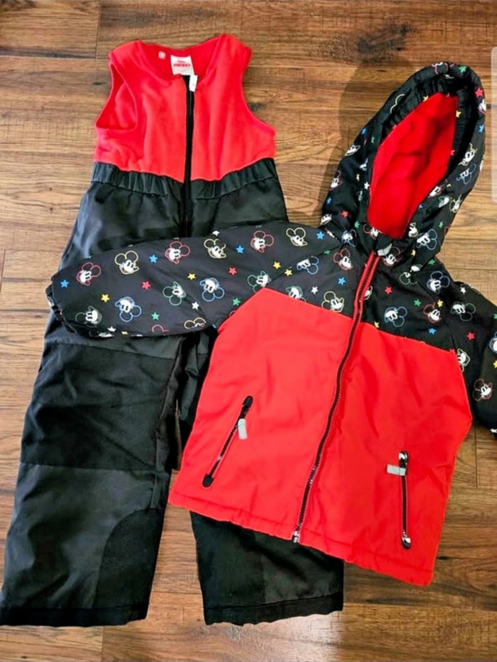 Disney Mickey Mouse 2-Piece Snowsuit Set Jacket & Snow Bib 3T